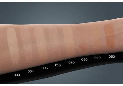 Catrice korektor 005 czy 010 - który wybór zapewni lepsze krycie?