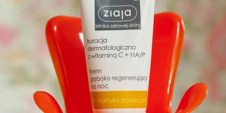 Kuracja dermatologiczna z witaminą C - esencja rewitalizująca dla zdrowej skóry